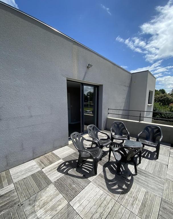 Maison Moderne Avec Piscine Chauffee Dans La Baie Du Mont St Michel 200M2 Yquelon エクステリア 写真
